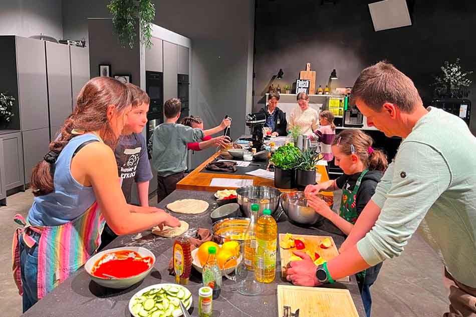 Kochen und andere Workshops auf Deutsch آکادمی تخصصی زبان آلمانی درخت خرد
